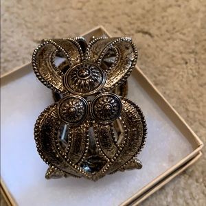 Metal stretch bracelet